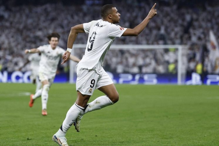 Real Madrid solide leader de Liga