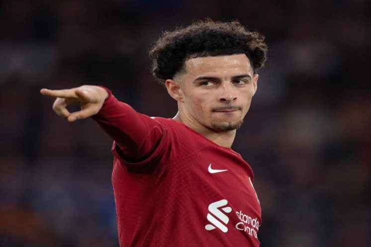 Curtis Jones allume Liverpool après la nouvelle humiliation