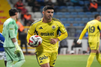 Marco Asensio célèbre un but avec Fenerbahçe en Süper Lig turque.