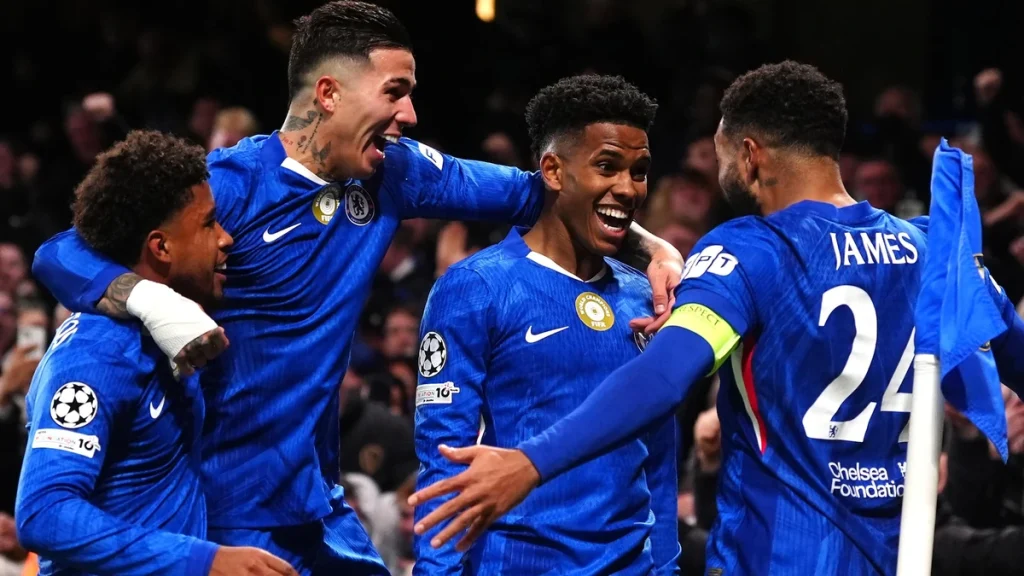 Chelsea Maresca pousse pour un milieu en janvier