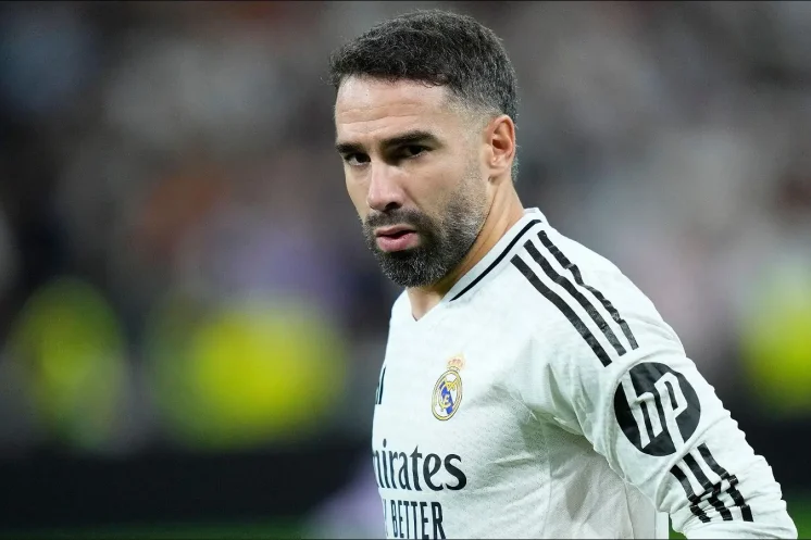 Dani Carvajal suspendu deux matches en Liga après son carton rouge