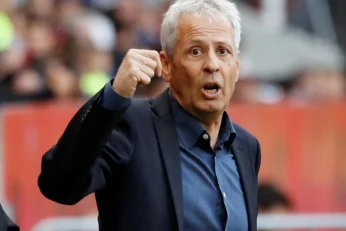 Lucien Favre lors de son passage sur le banc de l’OGC Nice.