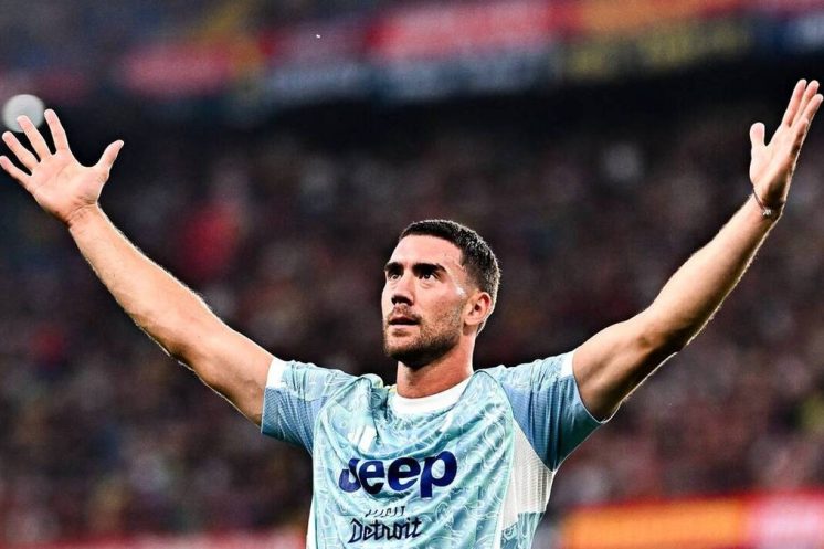 Dusan Vlahovic dans le viseur du FC Barcelone selon la presse espagnole.