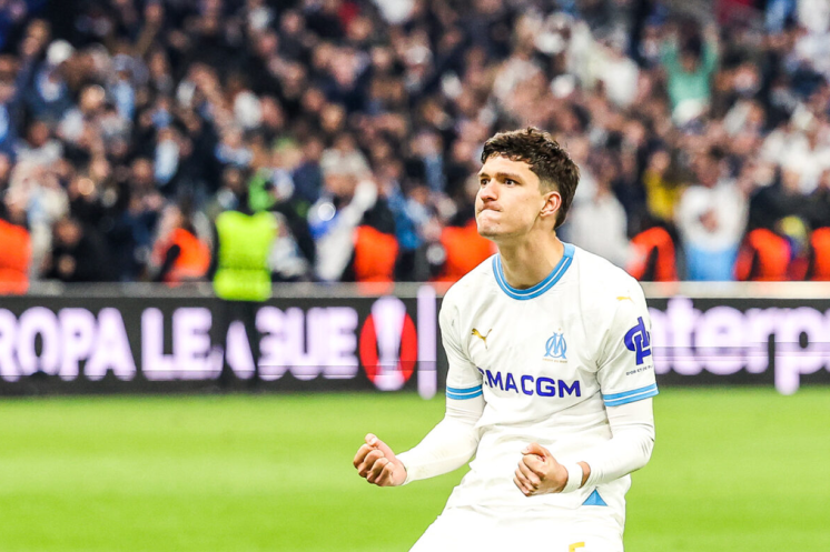 Leonardo Balerdi ciblé par Al Qadsiah pour renforcer la défense du club saoudien.