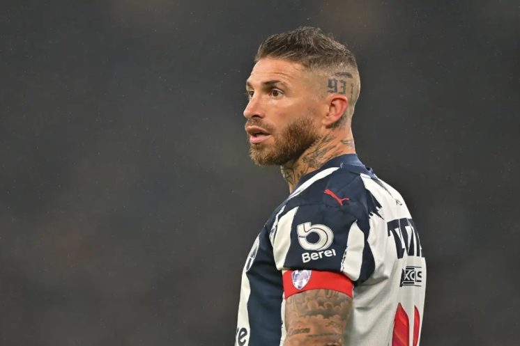 Sergio Ramos sous le maillot de Monterrey, avant de partir libre à la fin de l’année 2025.