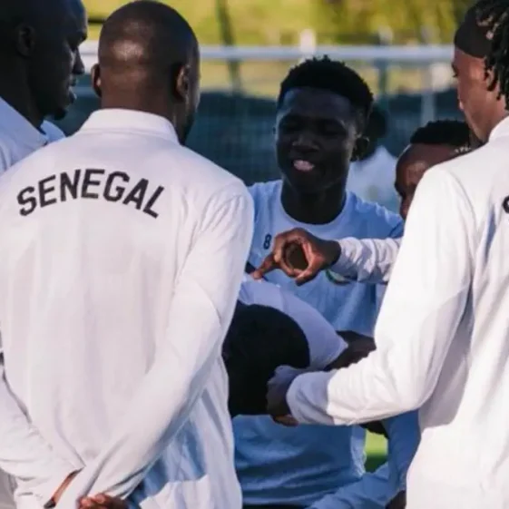 Jean-Luc Vannuchi, sélectionneur des U19, aurait été envoyé par la FFF à la CAN pour observer le Sénégal et alimenter le travail du staff des Bleus.