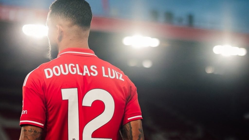 Chelsea s’intéresse à Douglas Luiz
