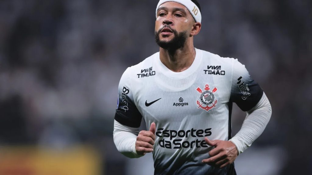 Memphis Depay veut déjà quitter le Brésil