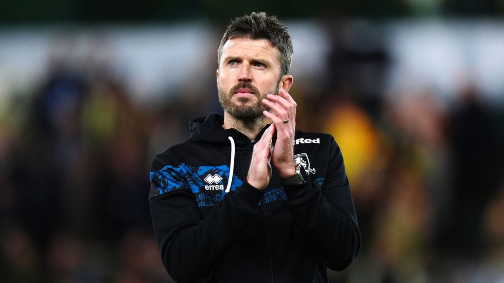 Manchester United nomme Michael Carrick pour finir la saison 2025 2026