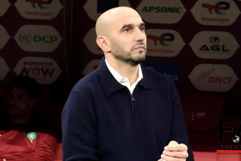 Walid Regragui reçoit une récompense individuelle après le parcours du Maroc à la CAN 2025.