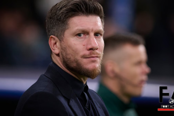 Sébastien Pocognoli est sous pression après un bilan mitigé et une défense jugée trop friable à Monaco.