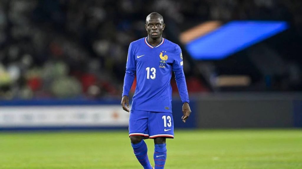 Fenerbahçe insiste pour N’Golo Kanté