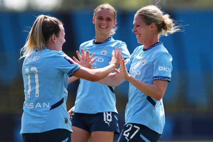 Manchester City et Chelsea continuent leur duel à distance en tête de la WSL