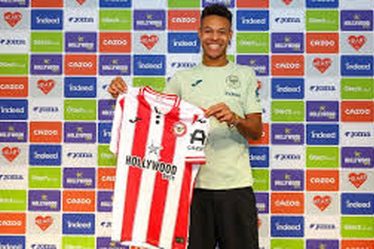 Kaye Furo quitte le Club Bruges pour tenter sa chance en Premier League avec Brentford.