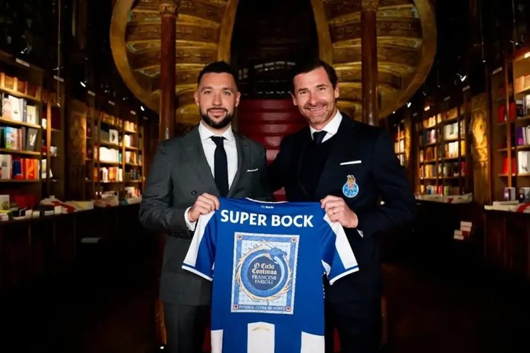 Francesco Farioli, prolongé par le FC Porto jusqu’en juin 2028.