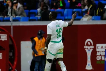 Sénégal-Mali 1-0, quart de finale de la CAN 2025, Ndiaye buteur et le Mali réduit à dix avant la pause.