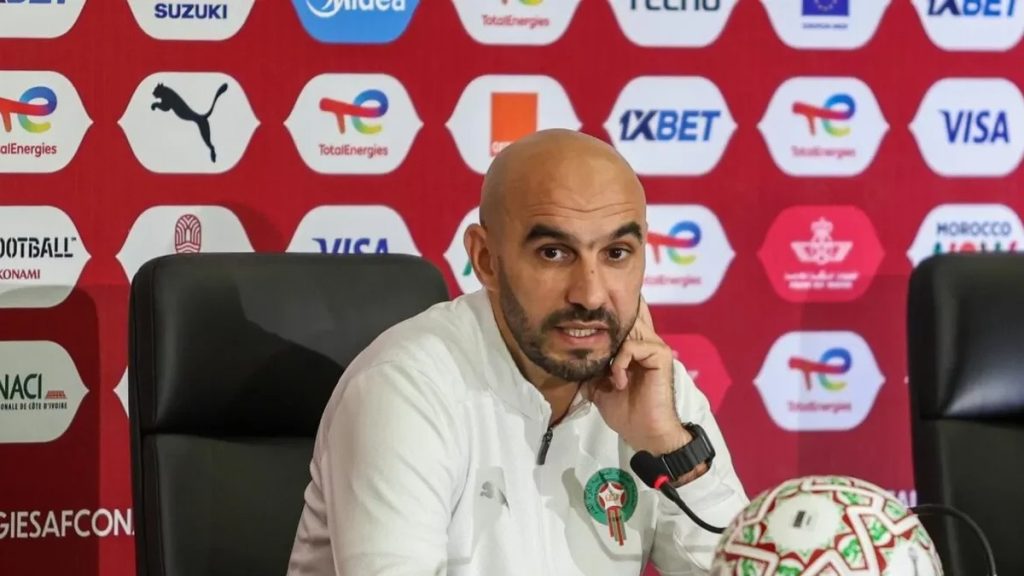 CAN 2025 : Regragui fustige une image honteuse après le chaos Sénégal Maroc