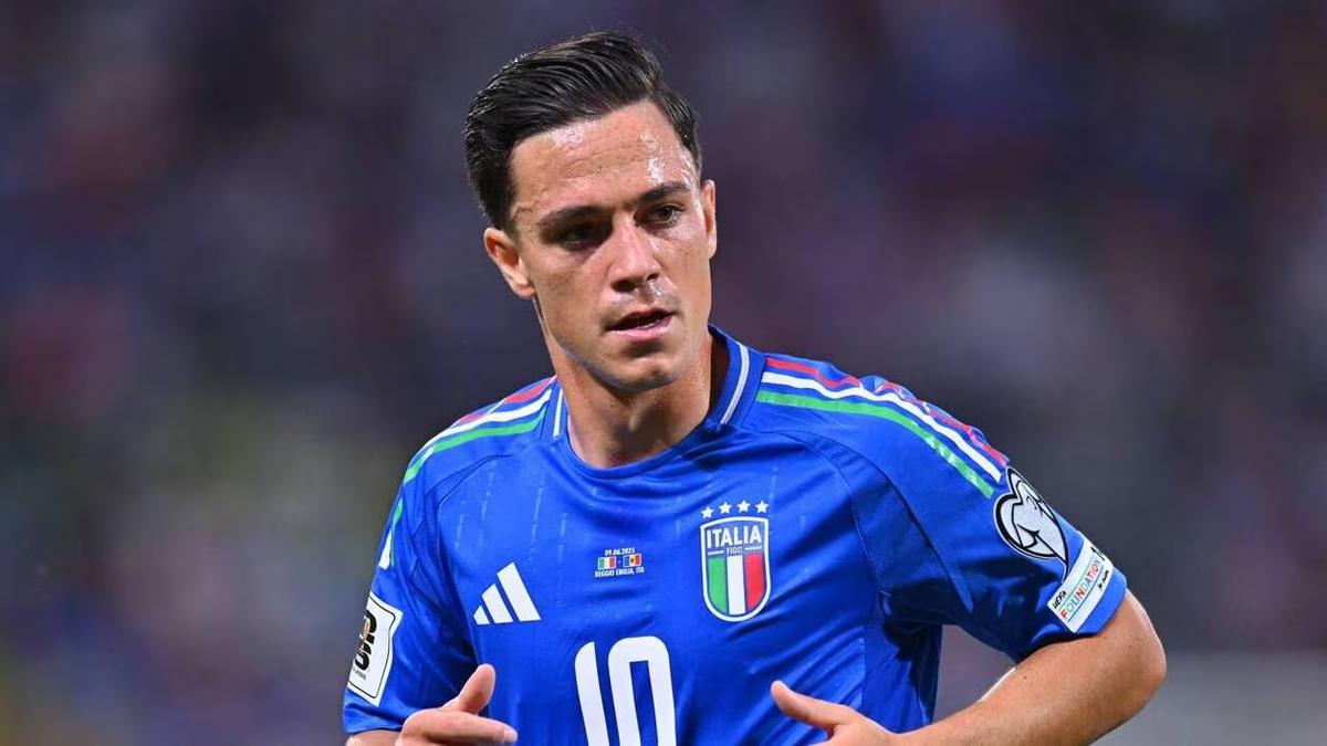 Giacomo Raspadori annoncé proche de l’Atalanta après un dernier rebondissement sur le mercato.