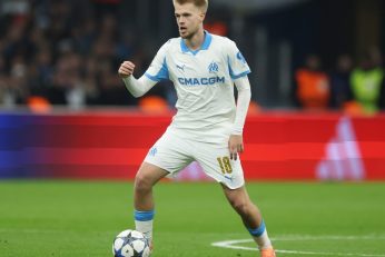 Galatasaray explore plusieurs pistes au milieu, dont Arthur Vermeeren et Franck Kessié.