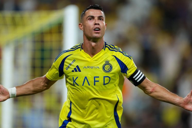 Cristiano Ronaldo pourrait mettre fin à son aventure à Al Nassr en 2027, avec une retraite de plus en plus évoquée.