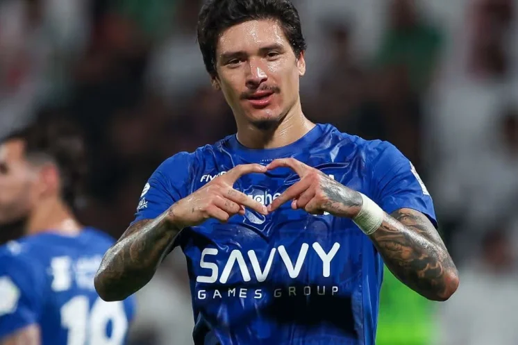 Darwin Núñez est annoncé dans le viseur de Fenerbahçe, qui aurait déjà essuyé un premier refus d’Al Hilal.