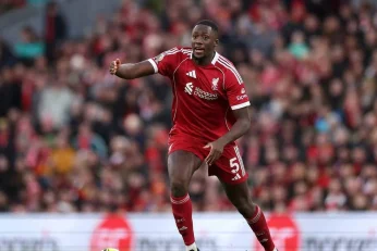 Konaté au centre des rumeurs de marché, avec le Real Madrid en vigilance sur son dossier.