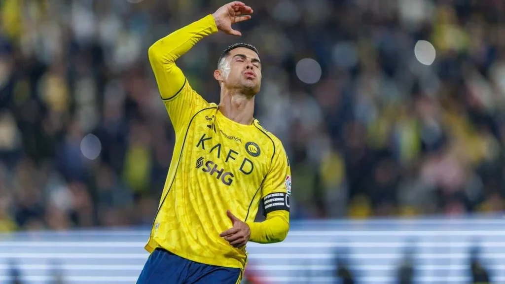 Cristiano Ronaldo envisagerait de quitter Al Nassr cet été