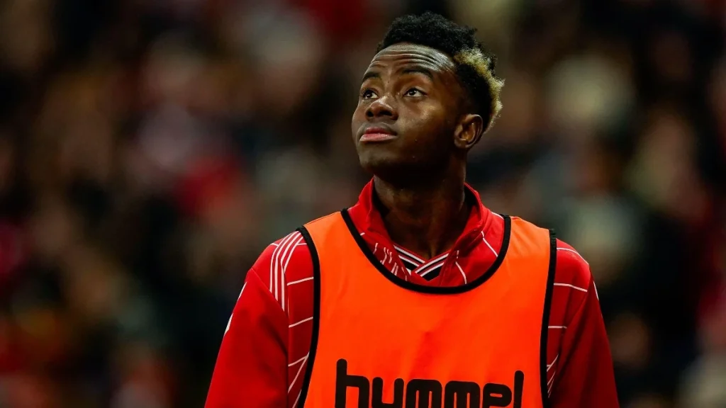 Monaco officialise Simon Adingra en prêt