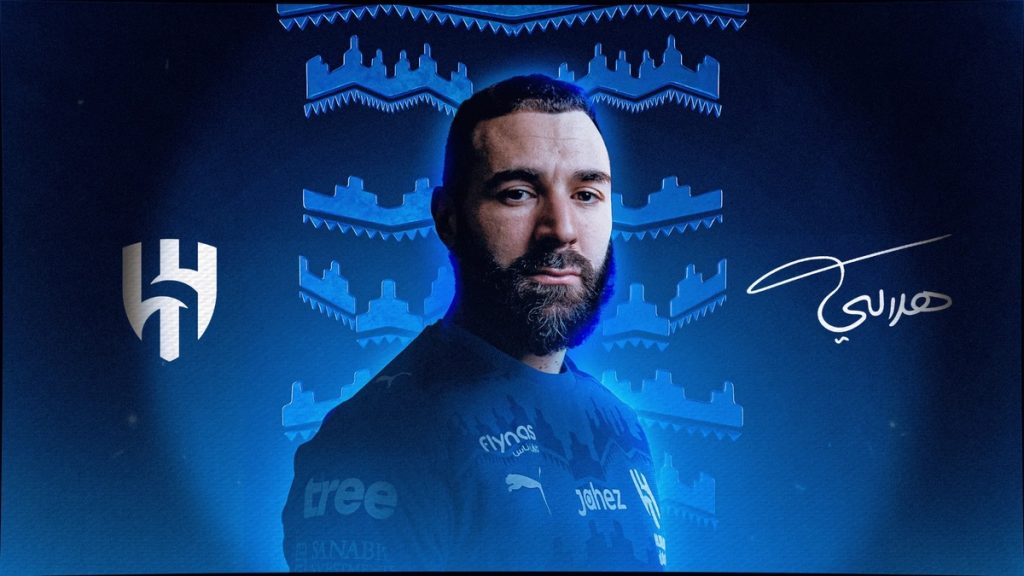 Karim Benzema rejoint officiellement Al Hilal pour un an et demi