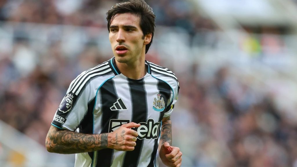 Newcastle fixe la barre très haut pour Sandro Tonali