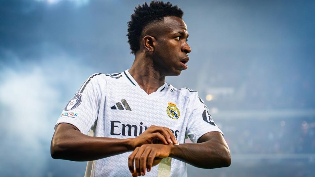 Manchester United est prêt à offrir un salaire XXL à Vinicius Jr