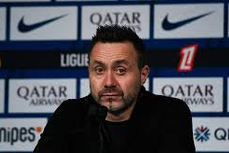 Roberto De Zerbi est annoncé comme la priorité de la Fiorentina pour le poste d’entraîneur.