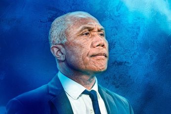 Antoine Kombouaré va prendre les commandes du Paris FC et sera présenté mercredi.