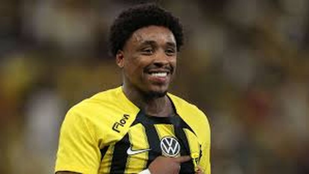 Al Ittihad prépare les prolongations de Danilo et Steven Bergwijn
