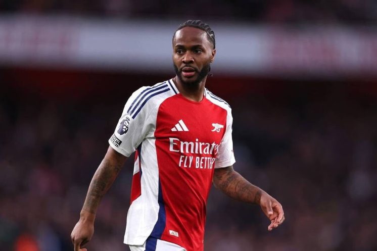 Raheem Sterling au cœur d’une polémique express autour de son arrivée au Feyenoord.