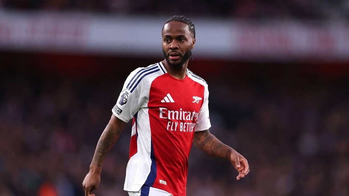 Raheem Sterling au cœur d’une polémique express autour de son arrivée au Feyenoord.