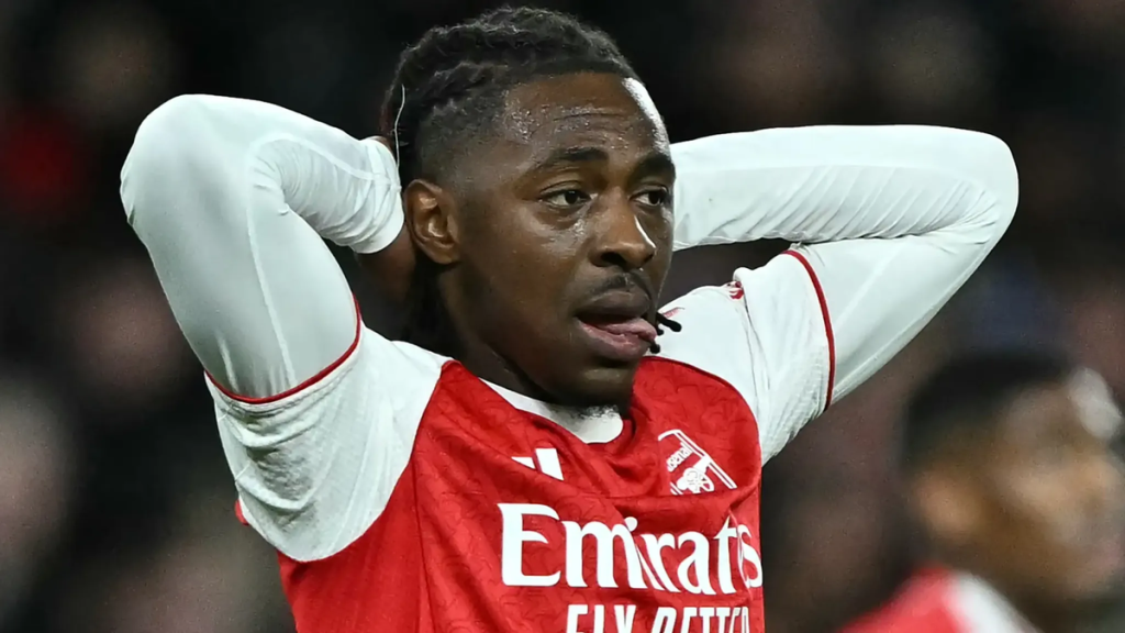 Eberechi Eze absent plusieurs semaines après sa blessure au mollet