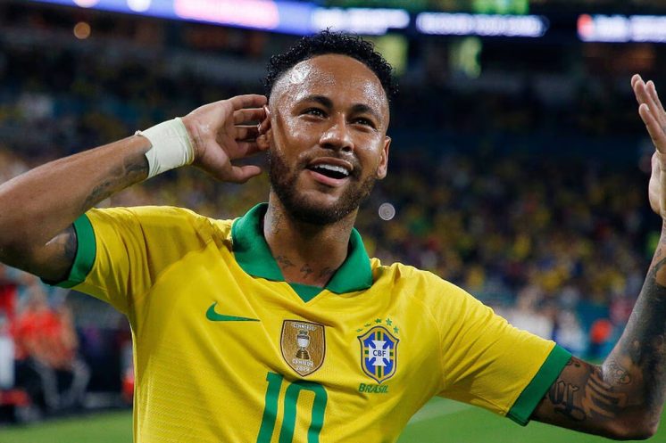Neymar apparaît dans la pré-liste du Brésil pour les amicaux contre la France et la Croatie.