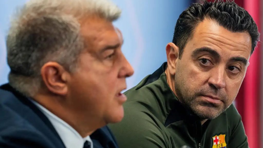 Xavi accuse Laporta d’avoir bloqué le retour de Messi au Barça