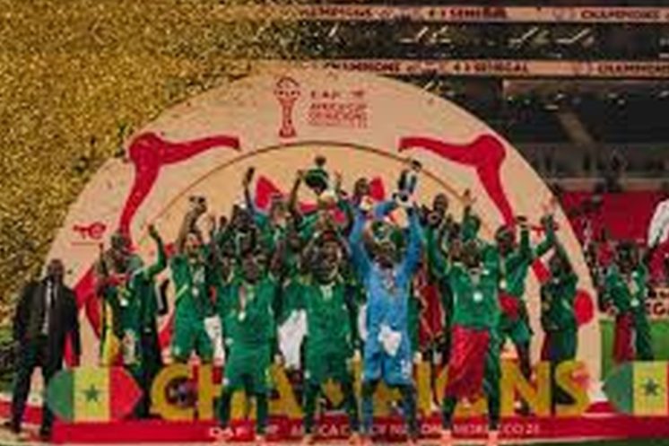 Le flou demeure autour du trophée, des médailles et de la prime après la décision de la CAF.