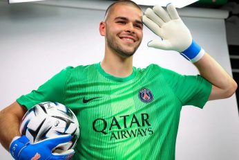 Lucas Chevalier pourrait reconsidérer son avenir au PSG s’il reste bloqué dans un rôle de numéro deux.