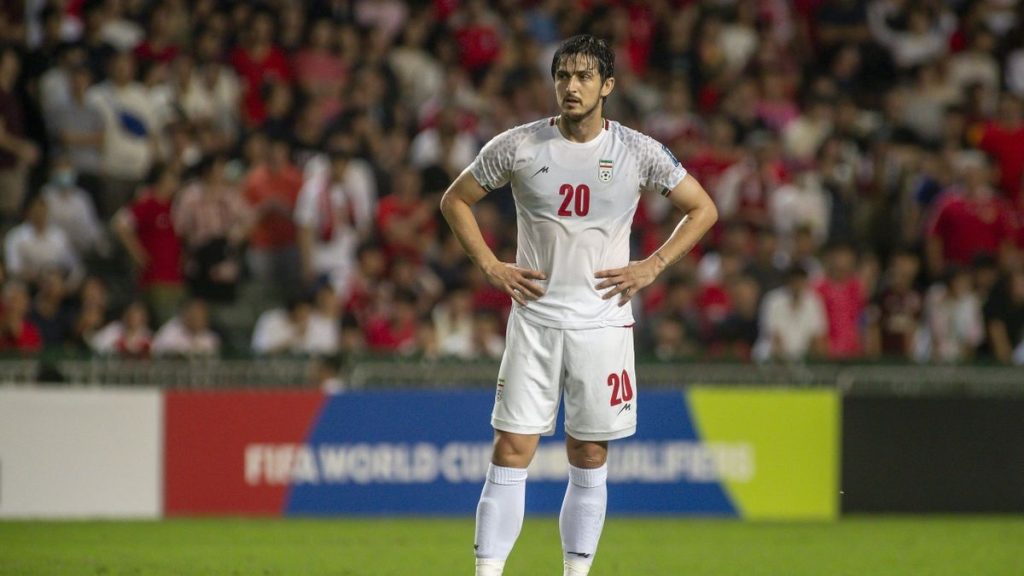 Sardar Azmoun écarté de la sélection iranienne à cause de ses convictions