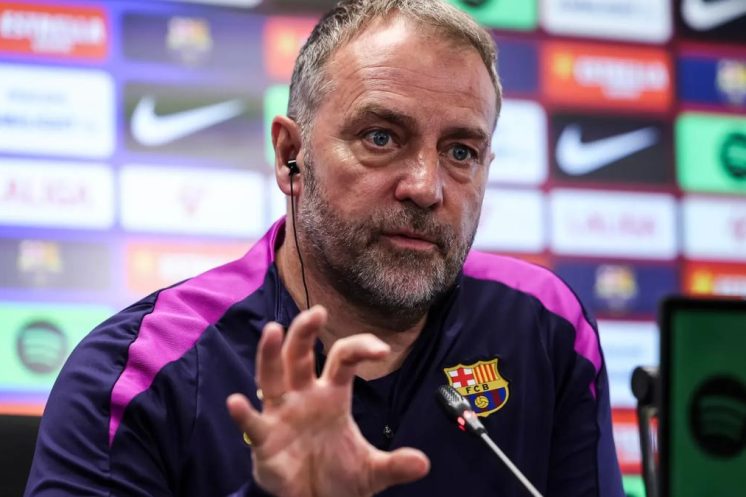 Hansi Flick se rapproche d’une prolongation avec le FC Barcelone jusqu’en juin 2028.