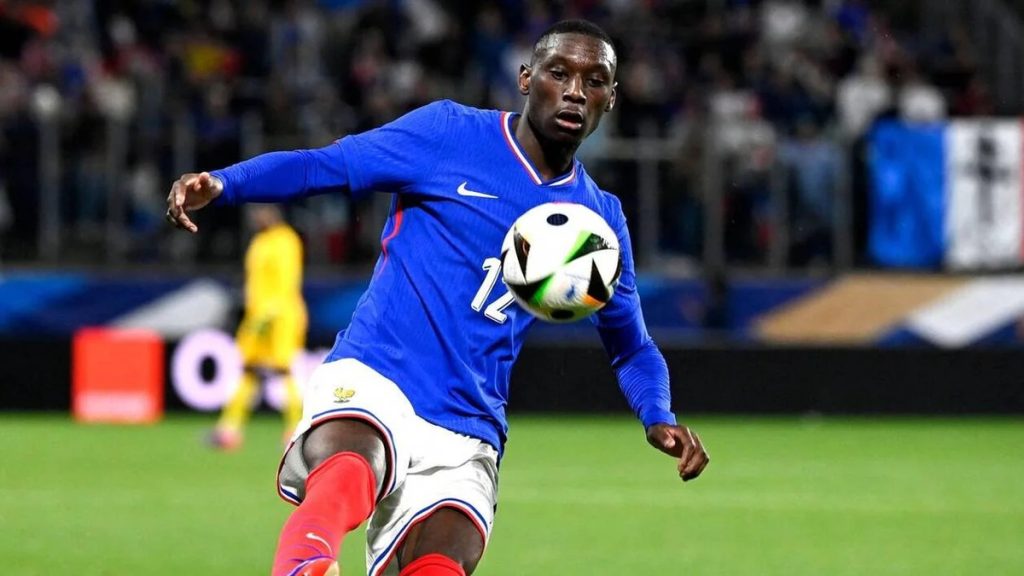 Randal Kolo Muani favori pour remplacer Hugo Ekitike au Mondial 2026
