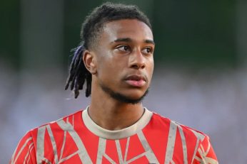 Michael Olise célèbre une saison exceptionnelle sous les couleurs du Bayern Munich, portée par des chiffres déjà impressionnants.