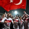 La qualification de la Turquie pour le Mondial 2026 relance la promesse de villas à Bodrum faite aux joueurs de la sélection.