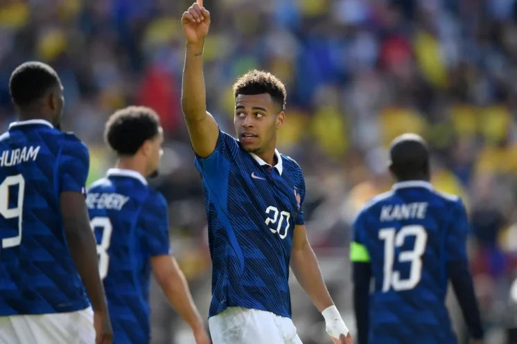 La France reprend la première place du classement FIFA après le nul de l’Espagne contre l’Égypte.