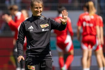 Marie-Louise Eta devient la première femme entraîneure de l’histoire de la Bundesliga avec l’Union Berlin.