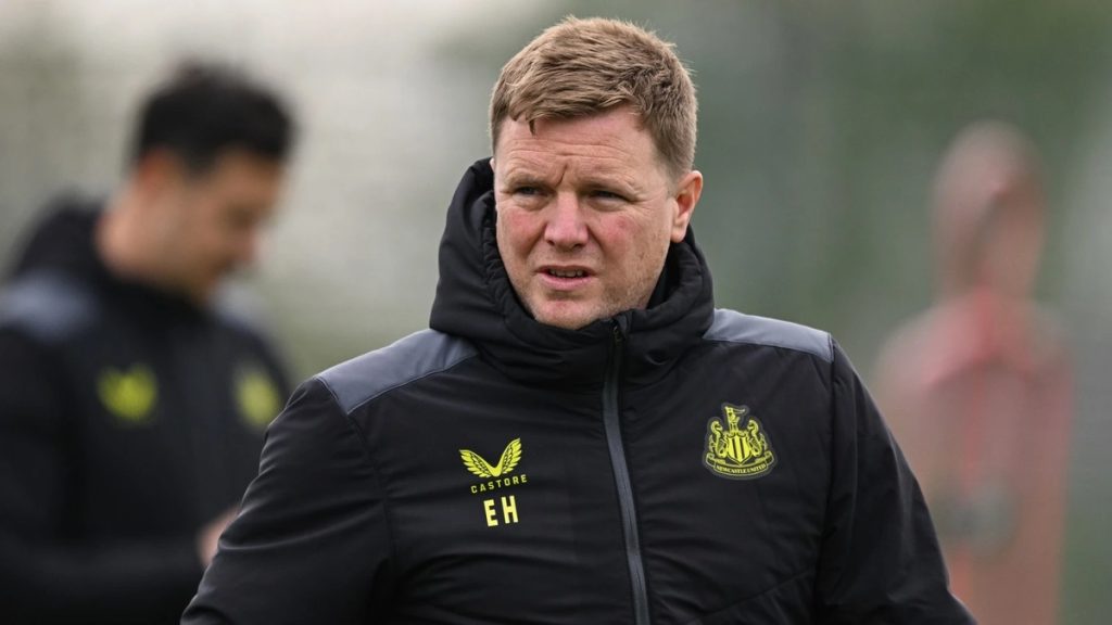 Eddie Howe conserve la confiance de Newcastle malgré la crise