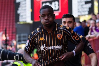 Eliot Matazo a subi une nouvelle rupture du ligament croisé pour son match de retour avec Hull City.